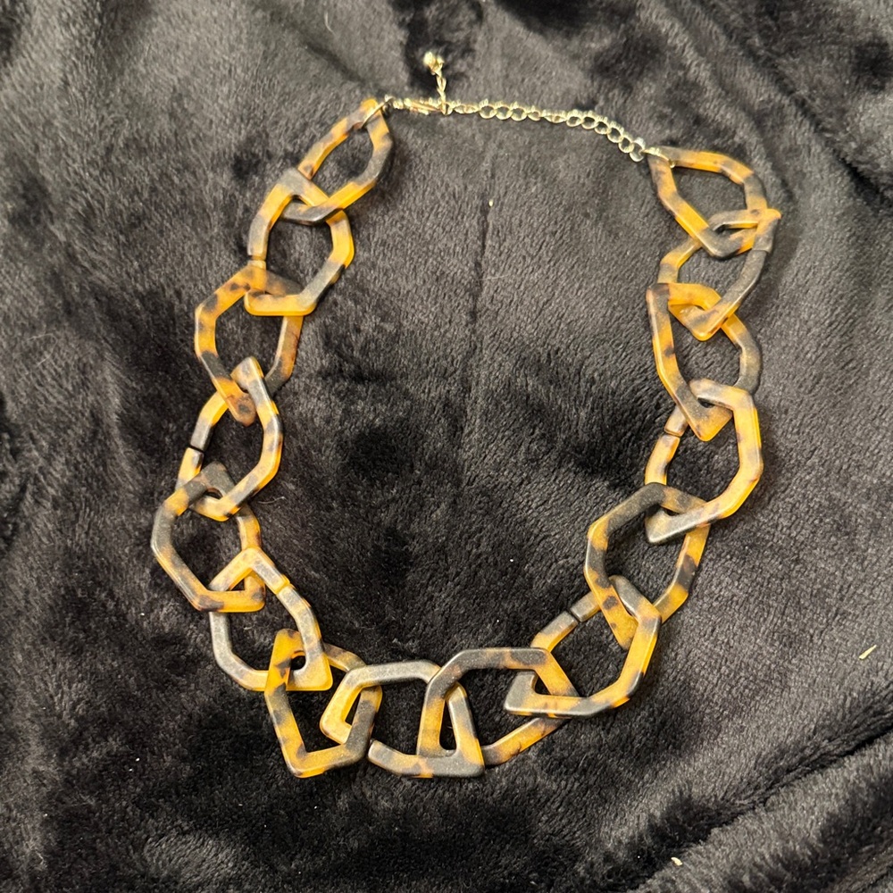 Tortoise Shell Chain Necklace